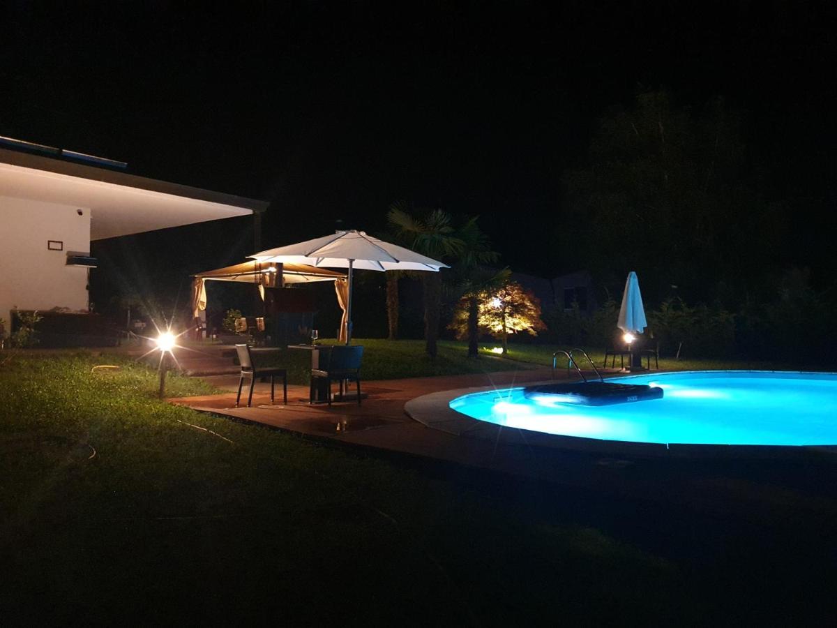 Villa Mariel Lago Maggiore 格拉韦洛纳托切 外观 照片